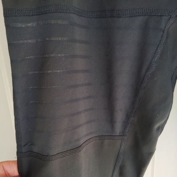 Women's Reebok SpeedWick Black Leggings Size XL Yoga Gymn Athleisure Exercise - Picture 7 of 7